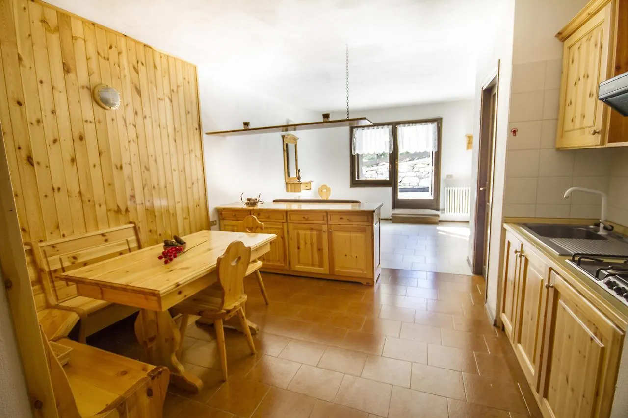 Residence Stefania Teglio 2*,  Italia