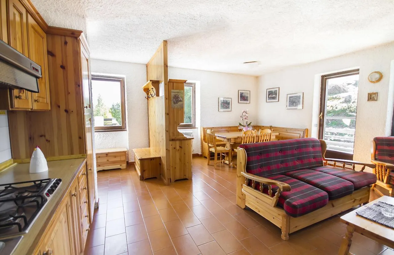 Residence Stefania Teglio Lejlighedshotel