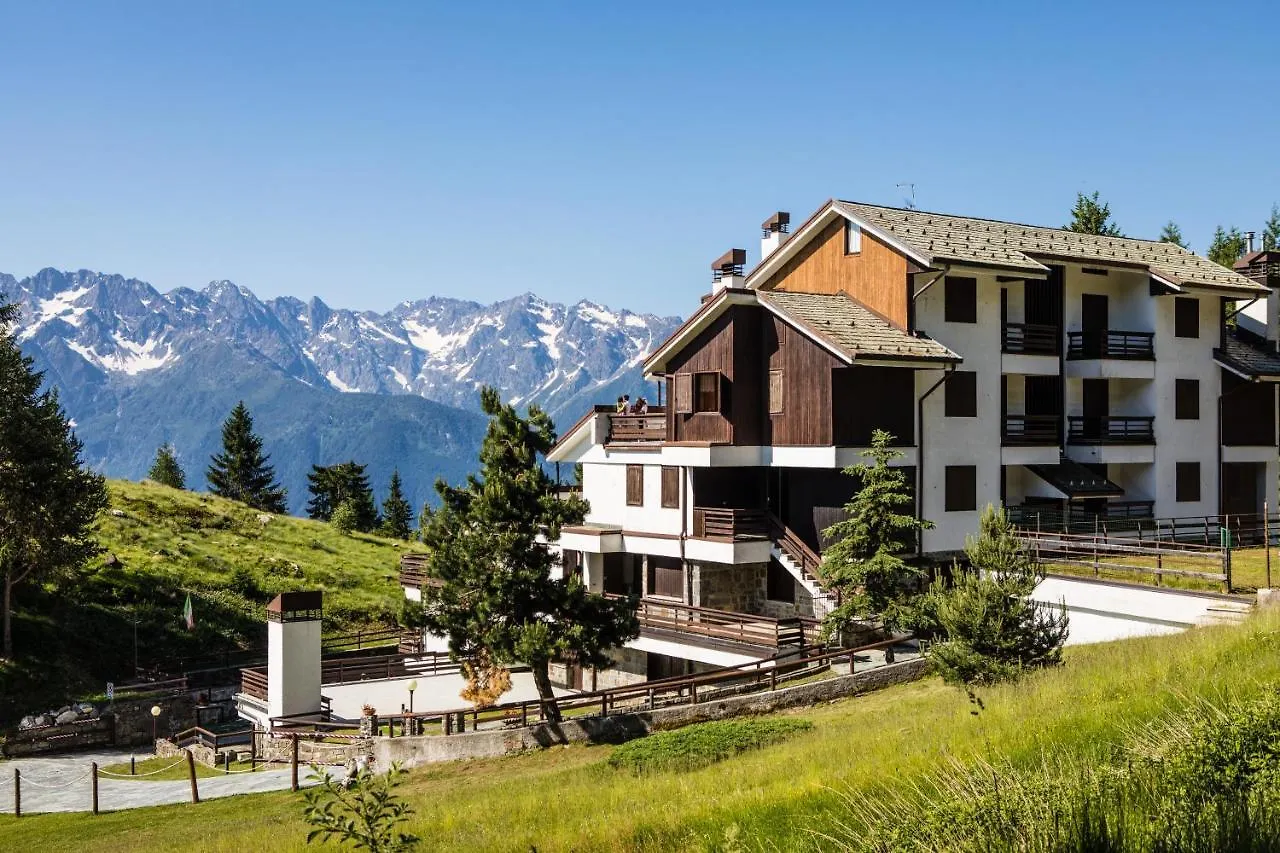 Residence Stefania Teglio Lejlighedshotel